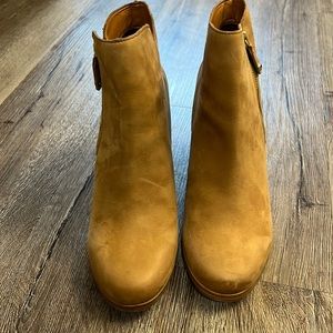 Aldo Tan ankle boots